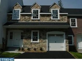 209 Phillips Mill Ln, Newark, DE 19711