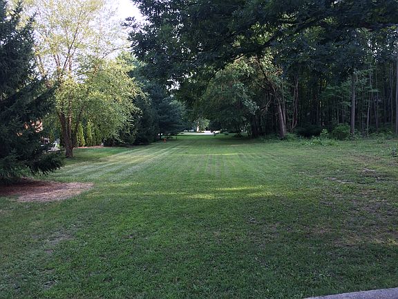5th image of 5123 Leytonstone Ct