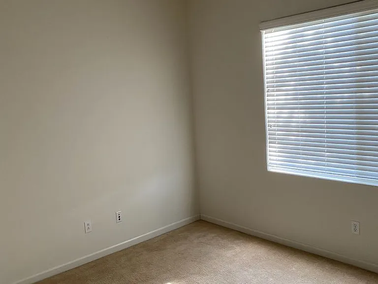 2434 N El Cajon St — Photo 10