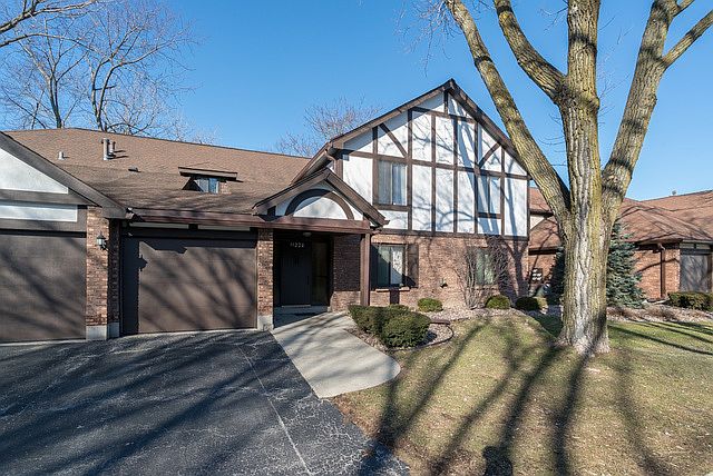1st image of 11220 Cottonwood Dr #29D
