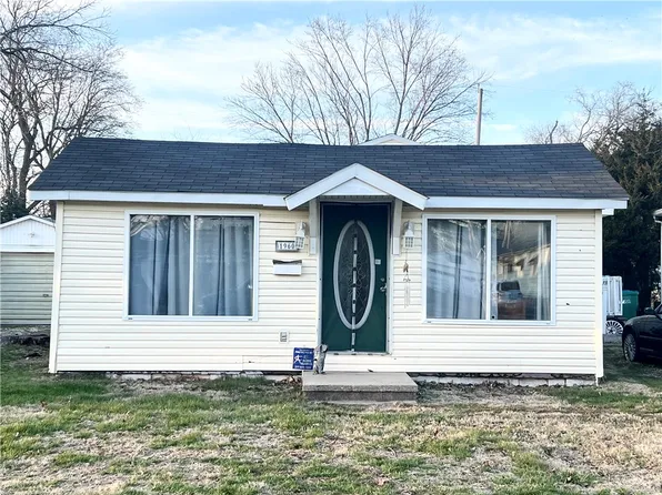 1960 W Cushing St, Decatur, IL 62526