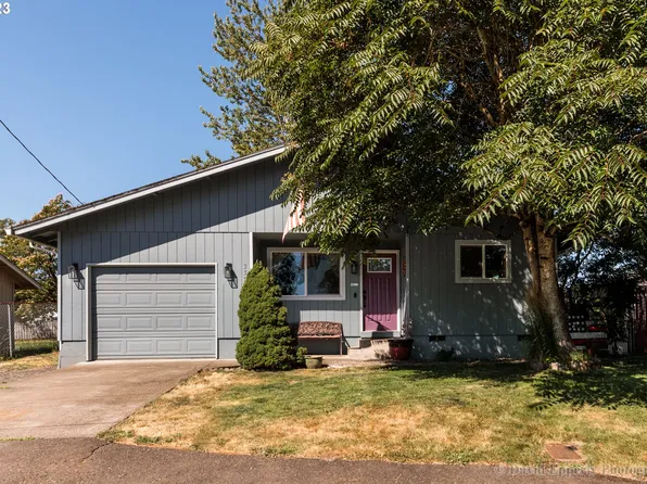355 N 16th St, Saint Helens, OR 97051