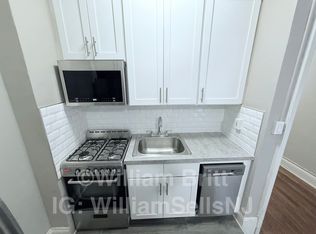 36 State St #3D, Teaneck, NJ 07666