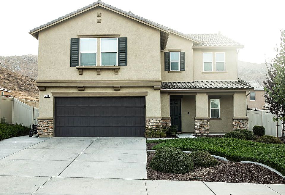 1st image of 464 Valencia Ct