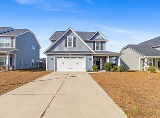 5214 Whirlaway Ln, Hope Mills, NC 28348