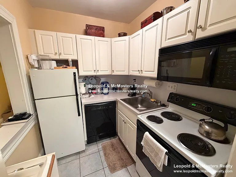 169 Beacon St #2 — Photo 5