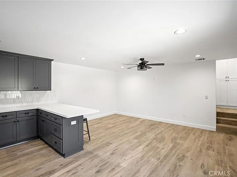 13721 Pierce St — Photo 11