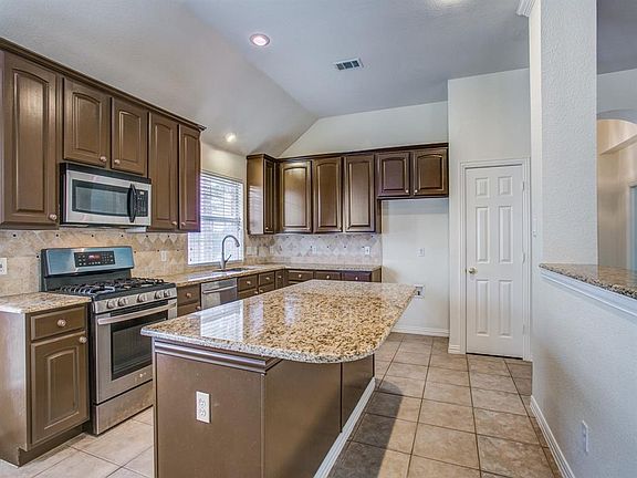 4th image of 3317 San Patricio Dr