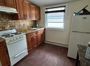 612 Pompton Ave #2, Cedar Grove, NJ 07009