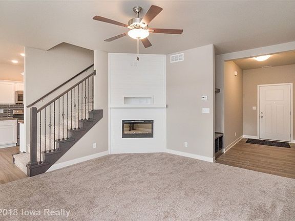 3rd image of 2809 Lois Ln