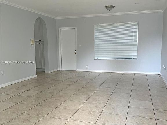 3rd image of 16981 NE 8th Ct