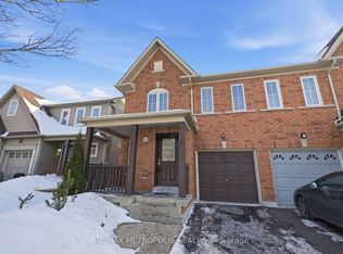 15 Boyd Cres, Ajax, ON L1Z 1Y3