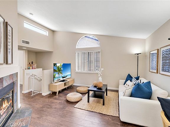 2nd image of 21164 Gladiolos Way