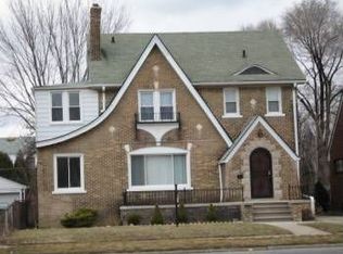 8561 E Outer Dr, Detroit, MI 48213
