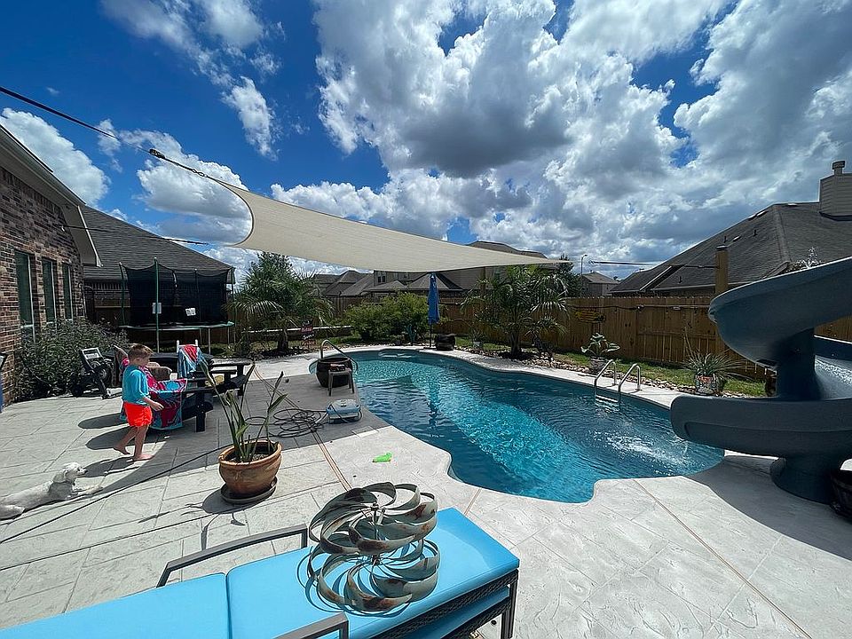 2nd image of 3014 Clover Trace Dr