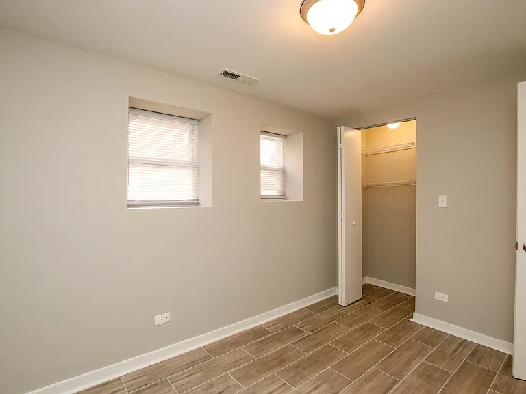 3644 W Diversey Ave #G — Photo 8