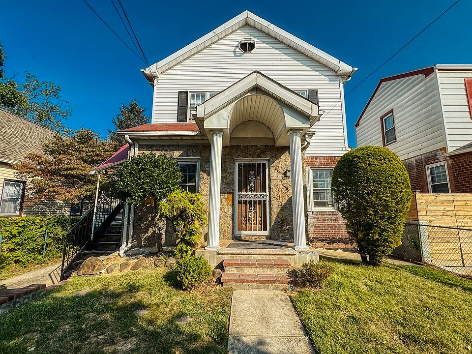 1st image of 204-11 33rd Ave #1