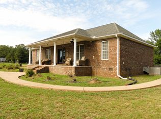 249 Alton Maners Rd, Scotts Hill, TN 38374