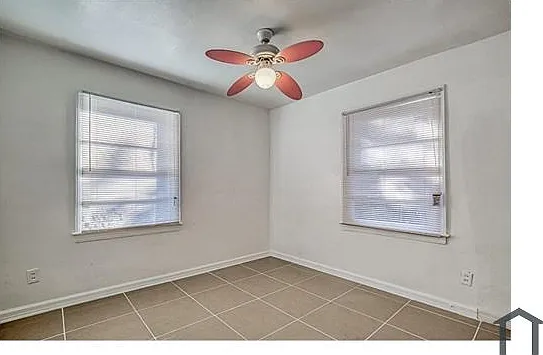 7328 Bloxham Ave — Photo 18