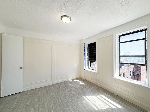 2nd image of 4996 Broadway APT 5I