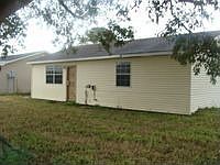 1st image of 2098 Lincolnshire Dr