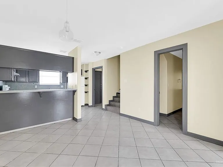 914 W Cherokee Ave #7 — Photo 6