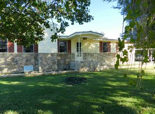 323 S Hilltop Rd, Apache, OK 73006