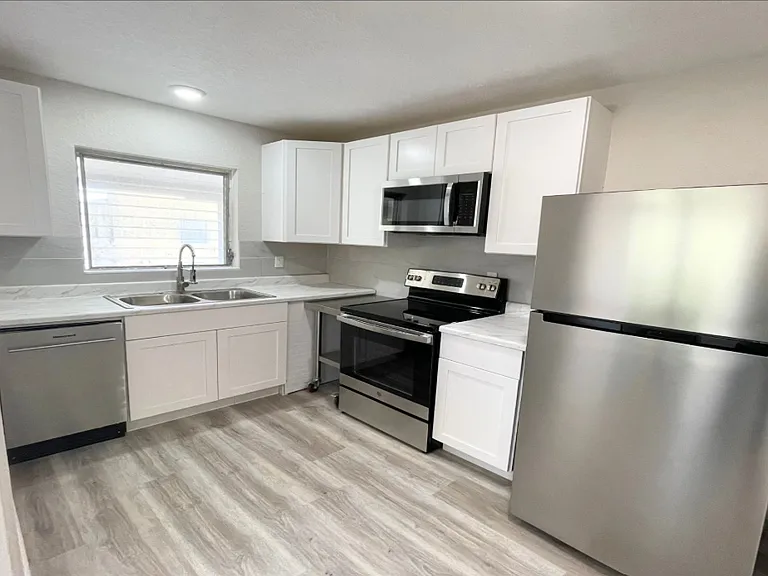 26 Carmalt St #47 — Photo 3