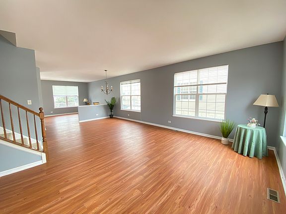 5th image of 4105 Milford Ln