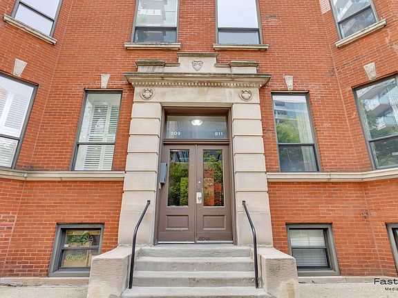 2nd image of 809 W Bradley Pl #G