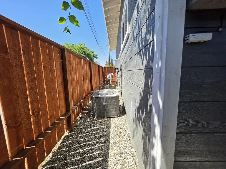 449 N Santa Fe St #C — Photo 16