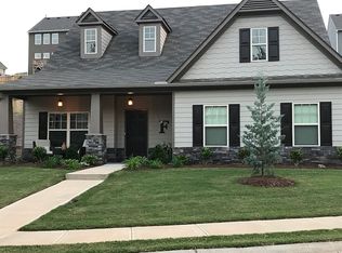 220 Creek View Ln, Acworth, GA 30102