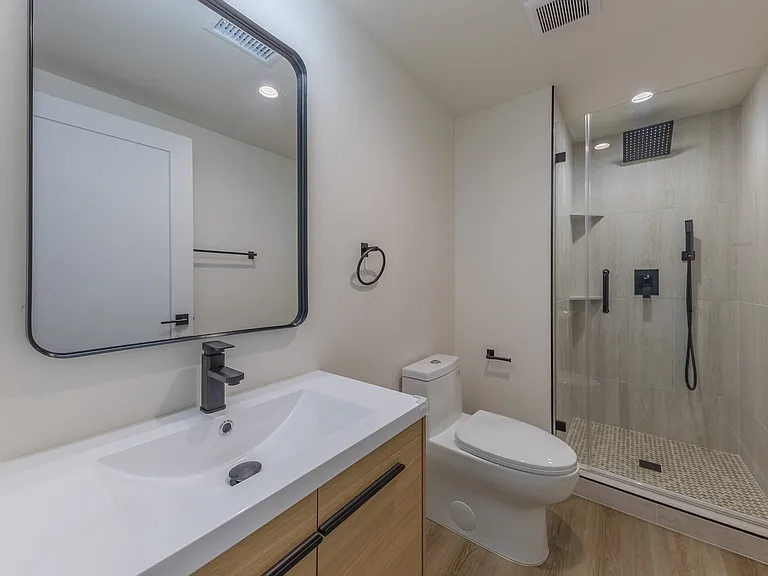 2536 Cotner Ave — Photo 13