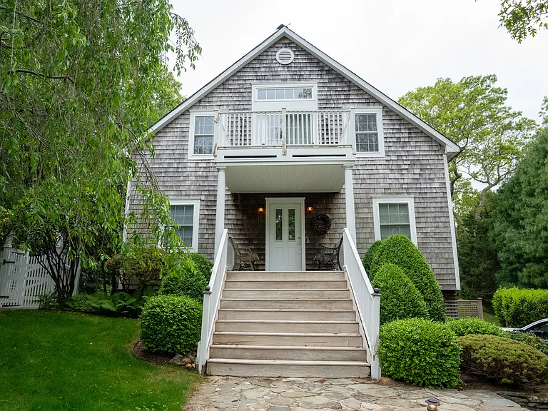 24 Clamshell Ave — Photo 5
