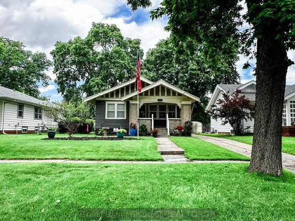 518 W 12th St, Grand Island, NE 68801
