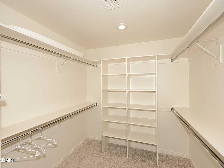 18510 E Leather Ln — Photo 28