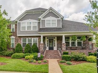 221 Breezeway Ln, Franklin, TN 37067