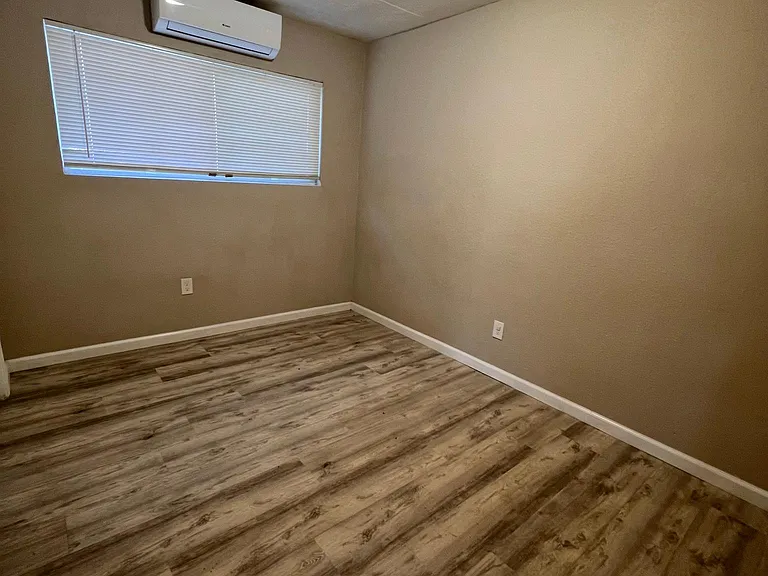 1311 Oregon St #A — Photo 4