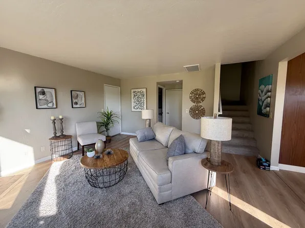 253 Green Meadow Dr APT C, Watsonville, CA 95076
