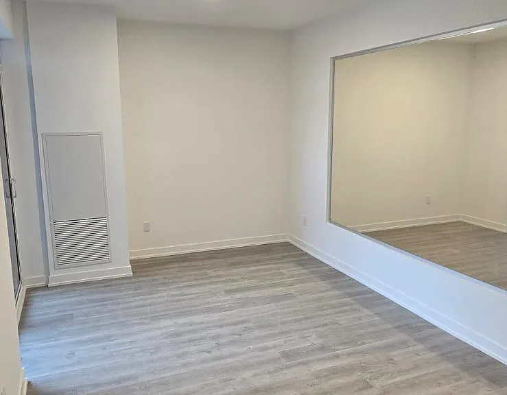 5105 Hurontario St #603 — Photo 8