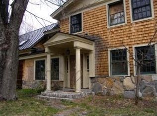 506 Rowe Mountain Rd, Bradford, NH 03221