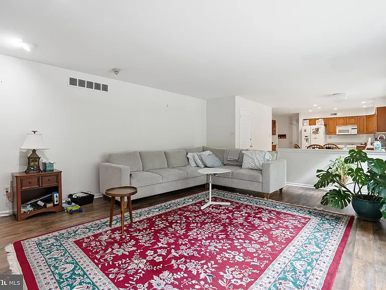 1316 Heller Dr — Photo 21