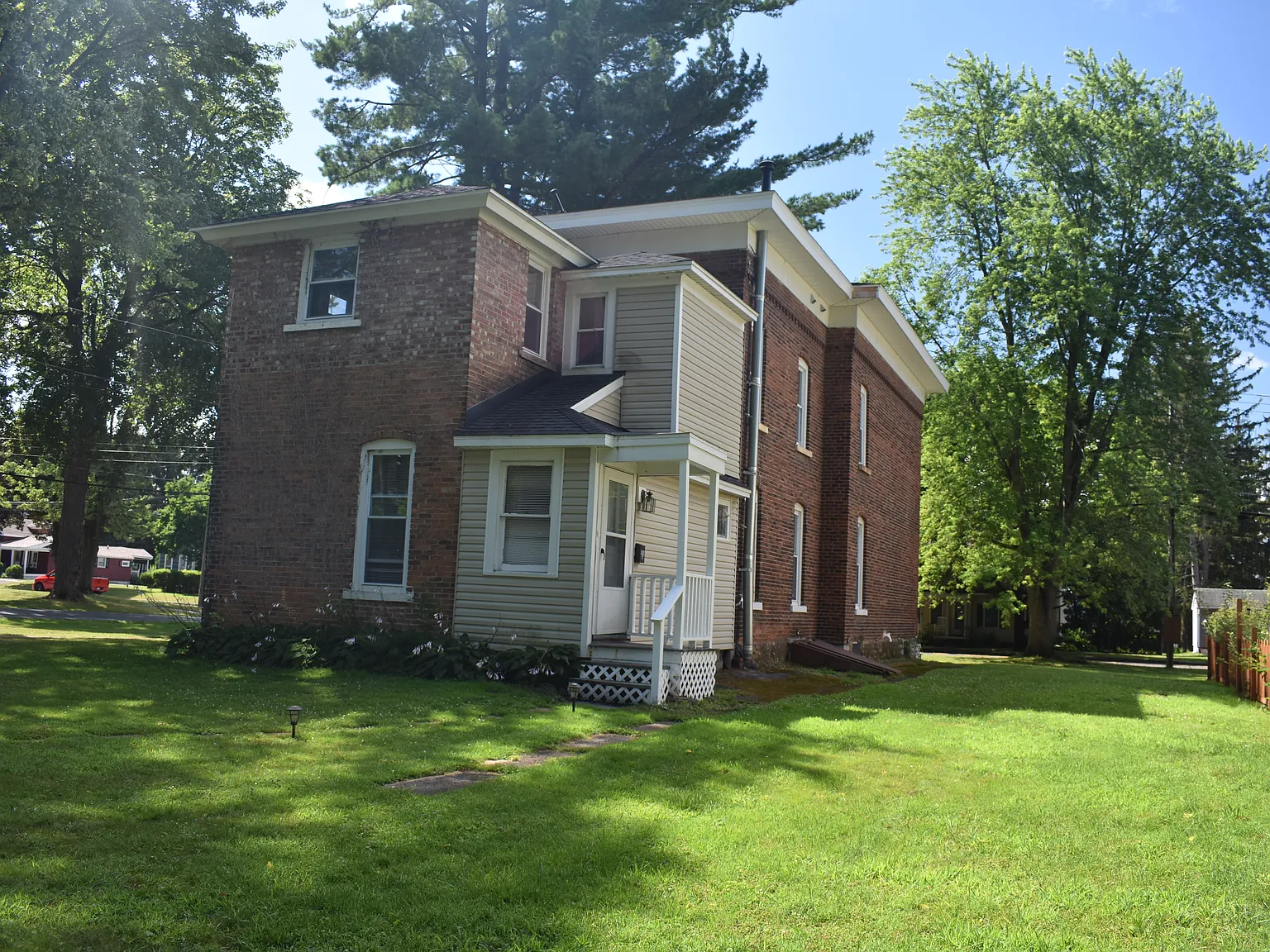 1 bed, 502 sqft, $1,100 — Photo 2