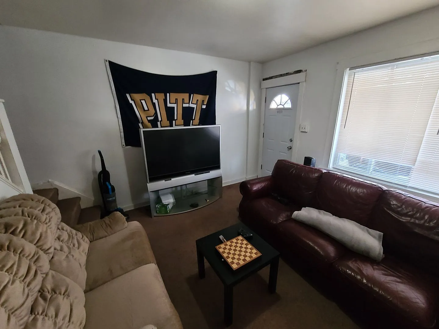 Four-Bedroom Oakland House Walk To Pitt & Cmu! — Photo 2