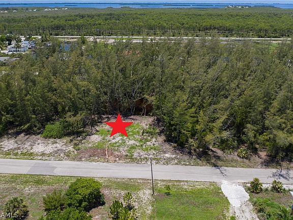 3rd image of 3631 Crestwell Ct