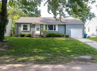 9904 E 34th St S, Independence, MO 64052