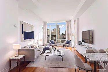 45 Park Avenue, #PH3