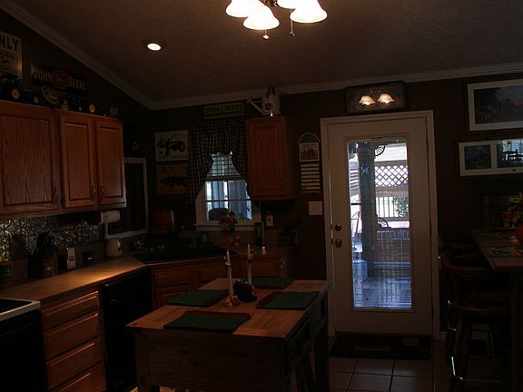 3rd image of 31217 Hillman Hwy