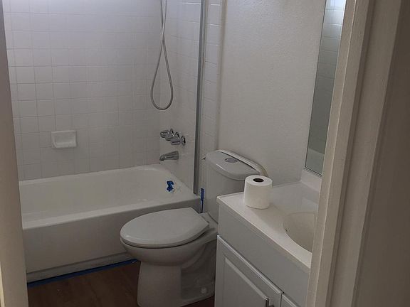 5th image of 1621 La Playa Ave APT 7