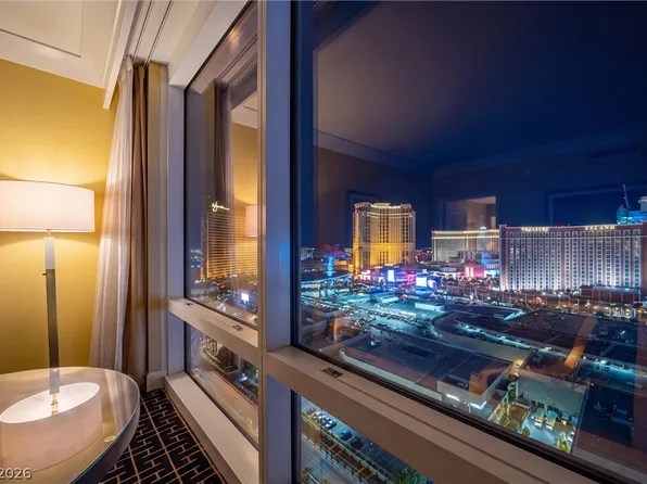 2000 N Fashion Show Dr Unit 3202, Paradise, NV 89109